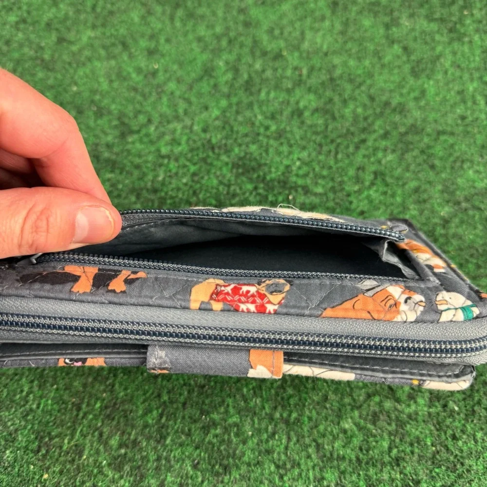 Vera Bradley Holiday Dogs Wallet RFID Zip Around Accordion & Turnlock Front - Picture 7 of 9